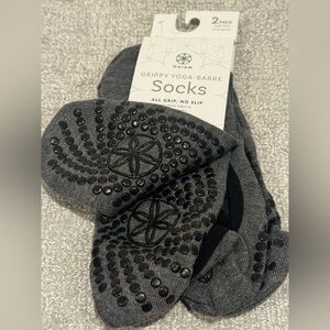 GAIAM Gray Low-Profile Grippy Yoga-Barre Socks with Black Dots